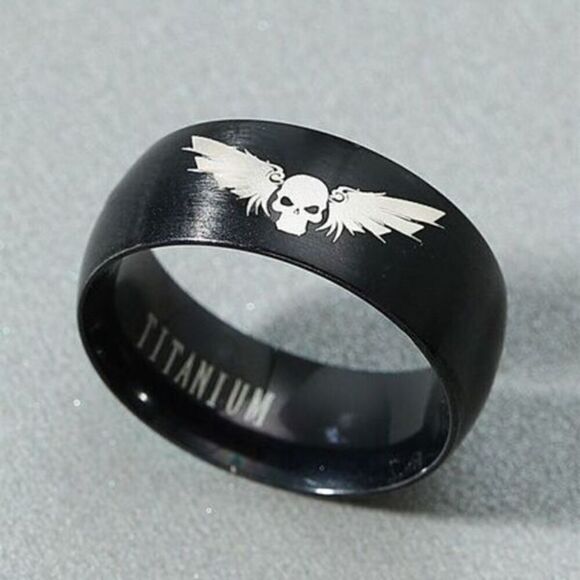 Titanium Fashion Black Skull Wings Ring size 7 - Picture 1 of 4